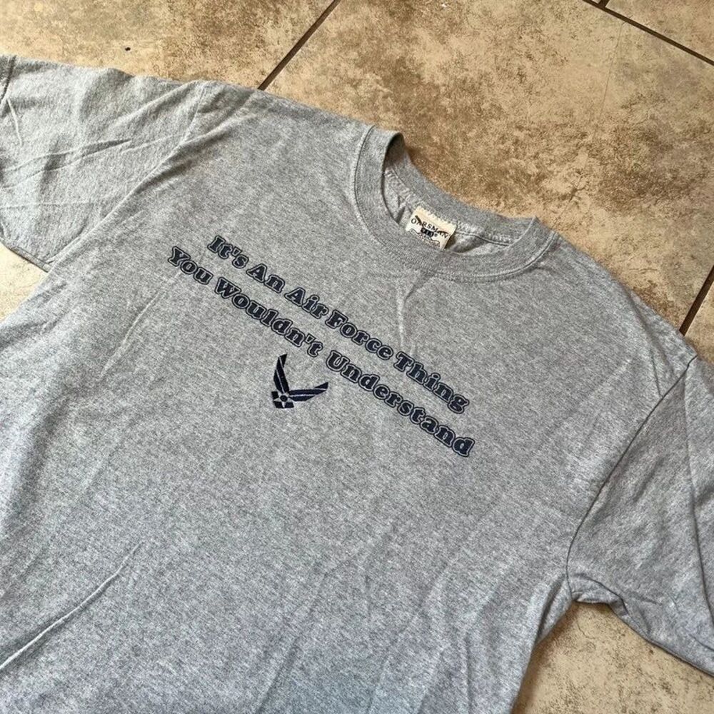 Vintage Oarsman 913 US Air Force Graphic T Shirt Grey Size Large